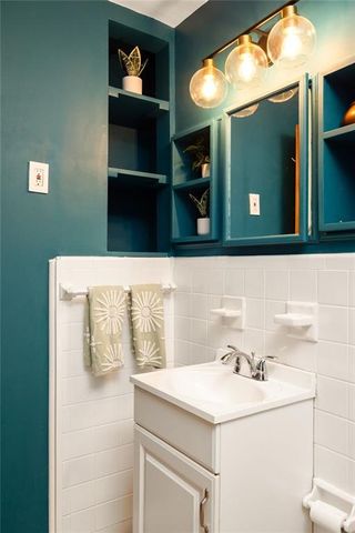 811 Whelchel Drive, Decatur, GA 30033