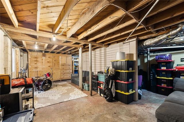 811 Whelchel Drive, Decatur, GA 30033