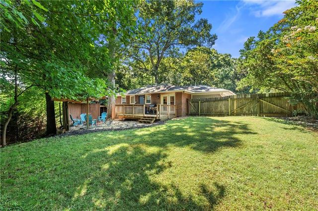 811 Whelchel Drive, Decatur, GA 30033