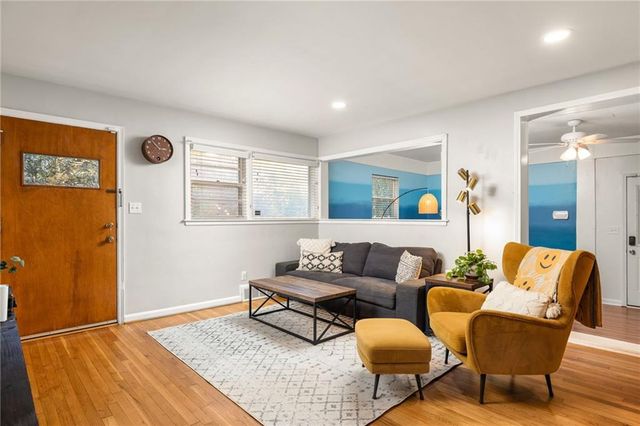 811 Whelchel Drive, Decatur, GA 30033