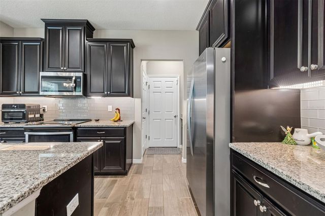 18907 CORNUTA STREET, Lutz, FL 33558