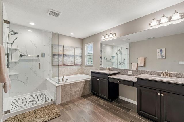 18907 CORNUTA STREET, Lutz, FL 33558
