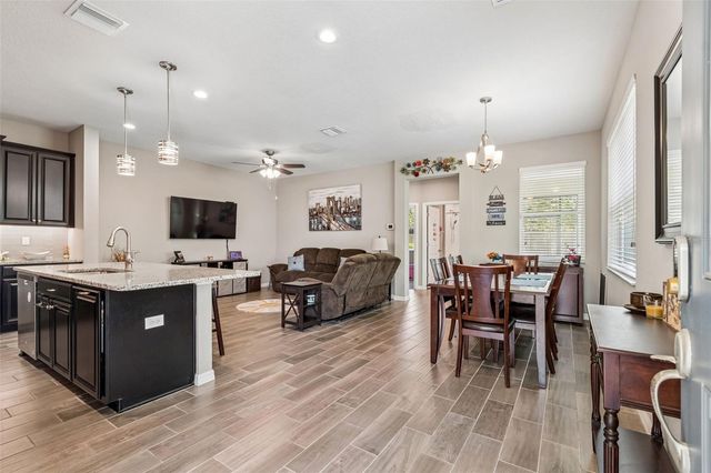 18907 CORNUTA STREET, Lutz, FL 33558