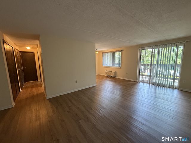 126 Triangle Street A49, Danbury, CT 06810