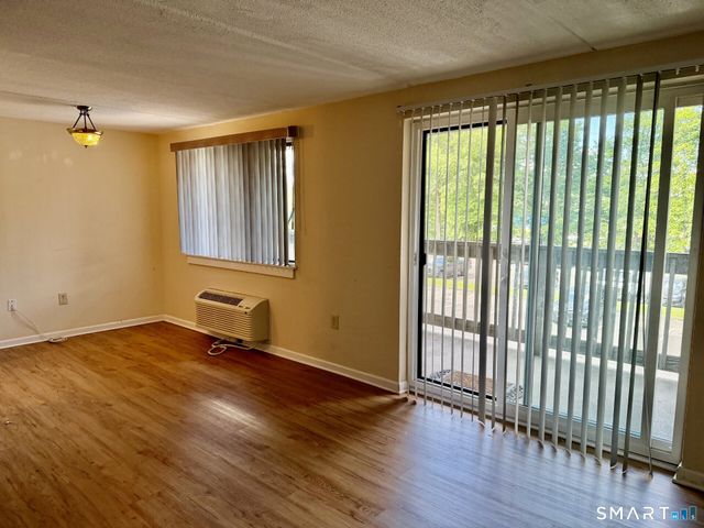 126 Triangle Street A49, Danbury, CT 06810