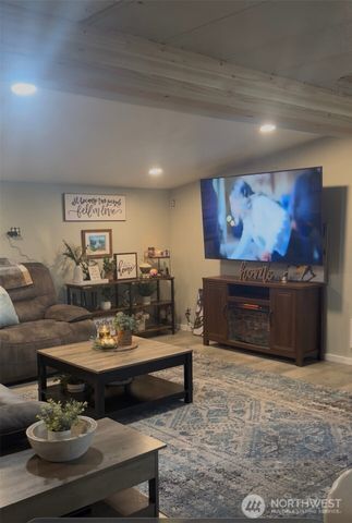 351 Evergreen Park Road, Camano Island, WA 98282