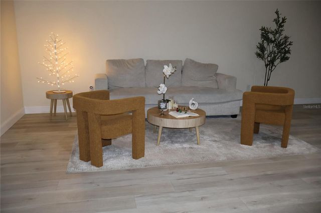 10108 EAGLE CREEK CENTER BOULEVARD, Orlando, FL 32832