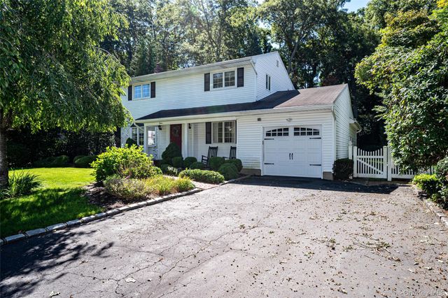 40 Somerset Drive, Commack, NY 11725