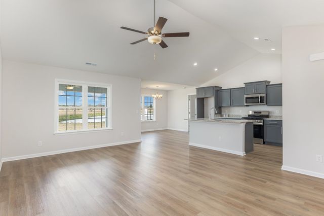 24 Bennington Ct, Georgetown, SC 29440