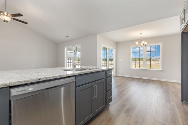 24 Bennington Ct, Georgetown, SC 29440