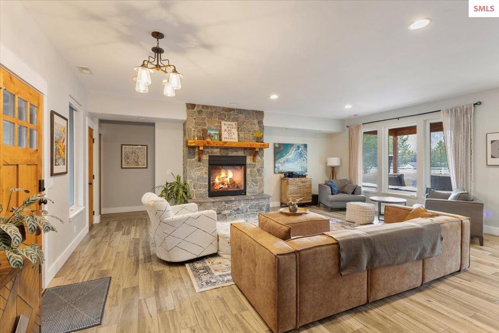 2380 Dufort Rd, Sagle, ID 83860 photo 9