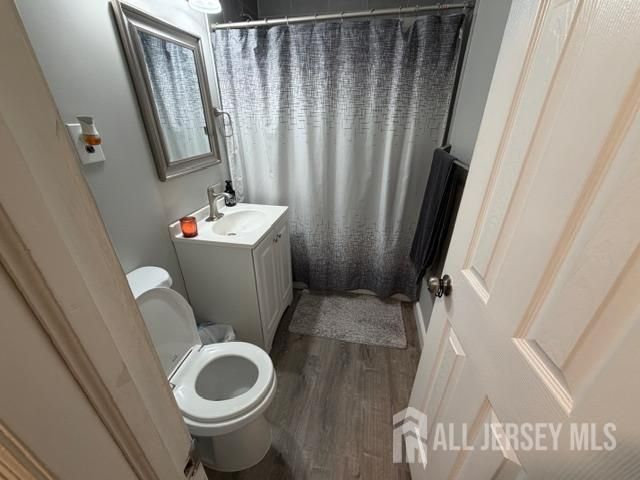 432 College Drive 432, Edison, NJ 08817