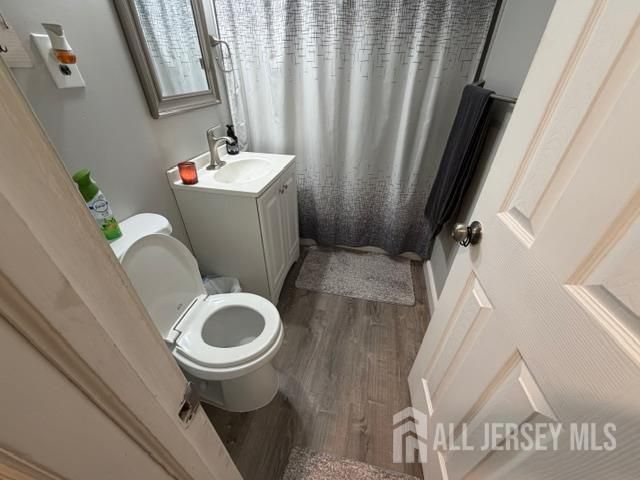 432 College Drive 432, Edison, NJ 08817