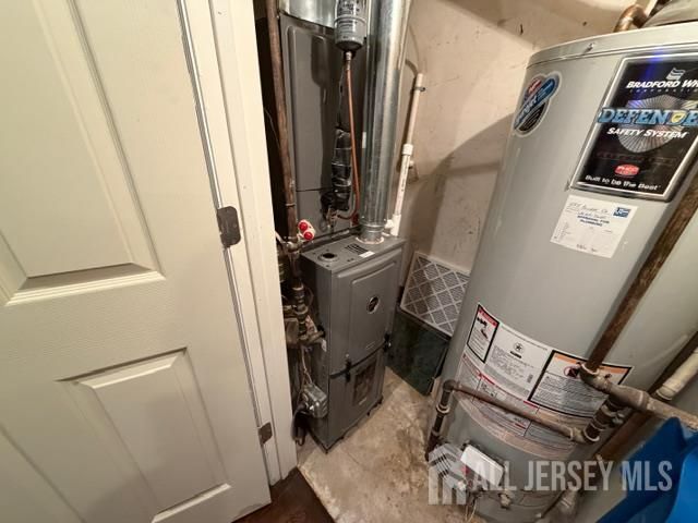 432 College Drive 432, Edison, NJ 08817