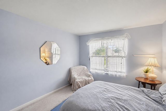 39762 Village Wood Circle, Novi, MI 48375