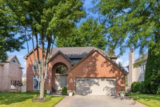 9254 Nagle Avenue, Morton Grove, IL 60053
