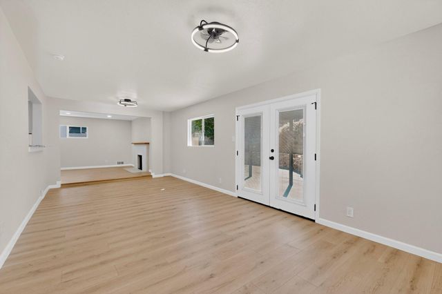 9500 Shoshone Road NE, Albuquerque, NM 87111