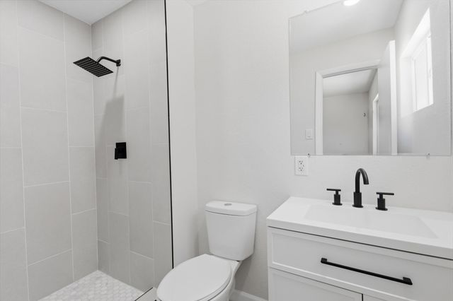 9500 Shoshone Road NE, Albuquerque, NM 87111