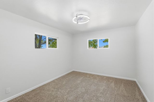 9500 Shoshone Road NE, Albuquerque, NM 87111