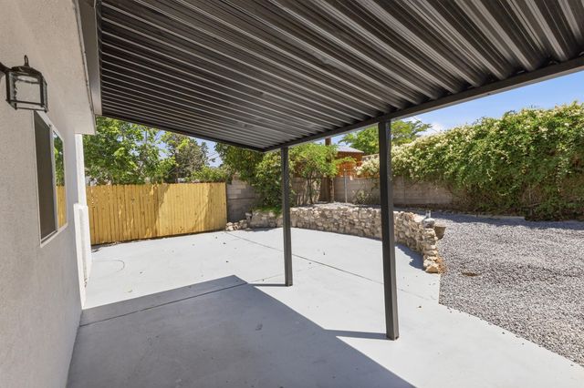 9500 Shoshone Road NE, Albuquerque, NM 87111