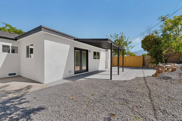9500 Shoshone Road NE, Albuquerque, NM 87111