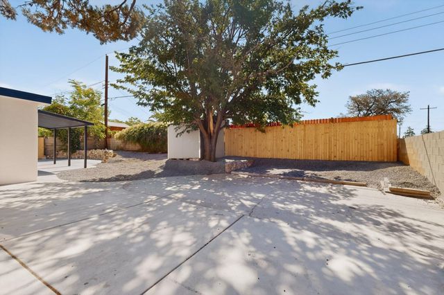 9500 Shoshone Road NE, Albuquerque, NM 87111
