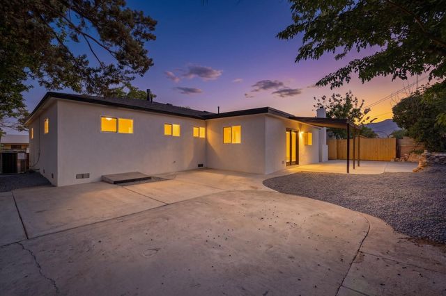 9500 Shoshone Road NE, Albuquerque, NM 87111