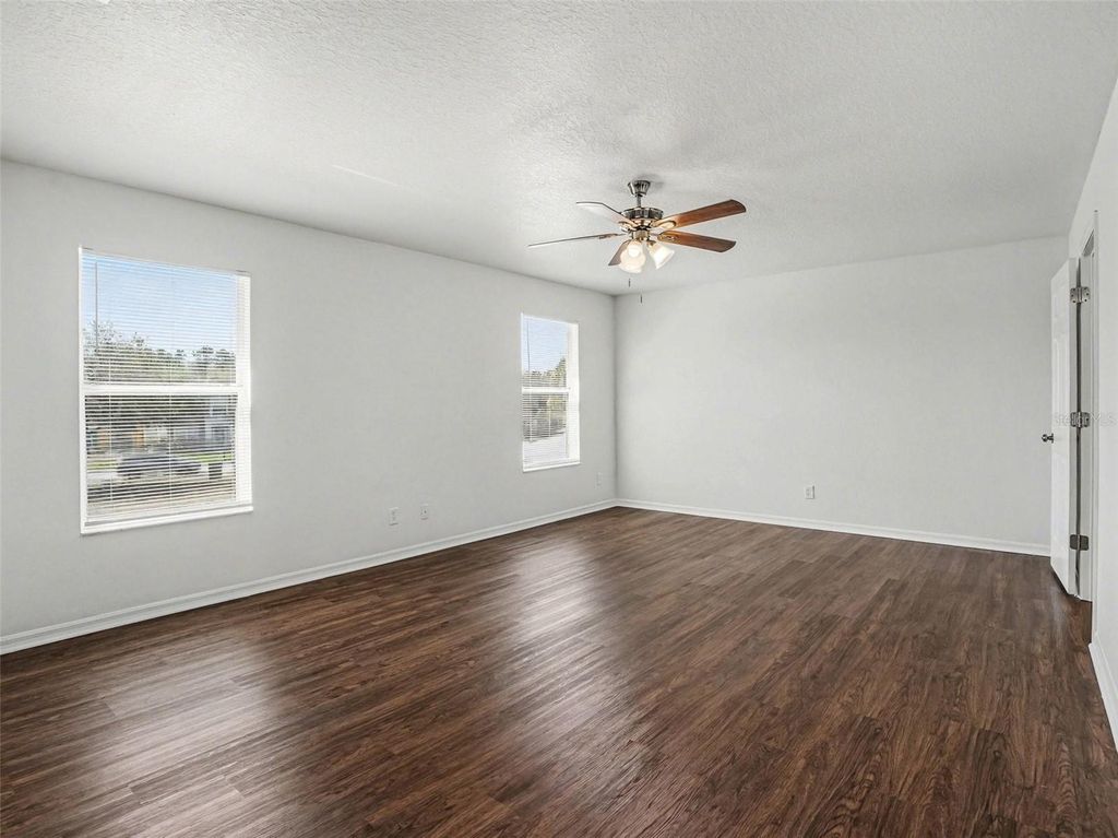 Image 18 of property listing at 15260 PERDIDO DRIVE, Orlando, FL 32828