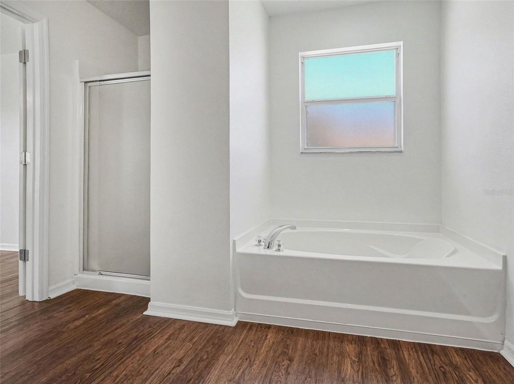 Image 20 of property listing at 15260 PERDIDO DRIVE, Orlando, FL 32828