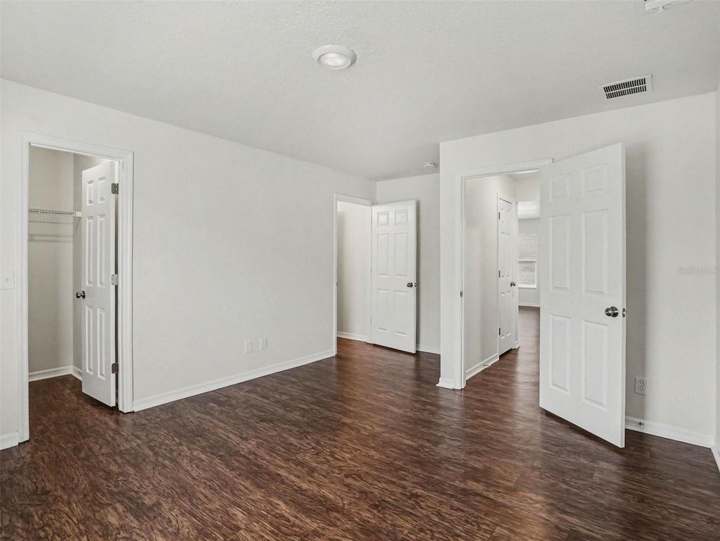 Image 3 of property listing at 15260 PERDIDO DRIVE, Orlando, FL 32828