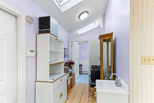 860 Washington St, Easton, MA 02375