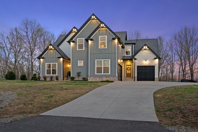 2862 Benton Ridge Rd, Palmyra, TN 37142