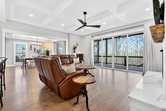 2862 Benton Ridge Rd, Palmyra, TN 37142