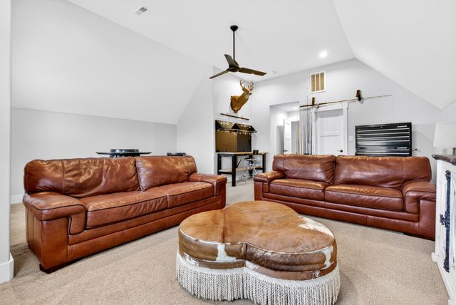 2862 Benton Ridge Rd, Palmyra, TN 37142
