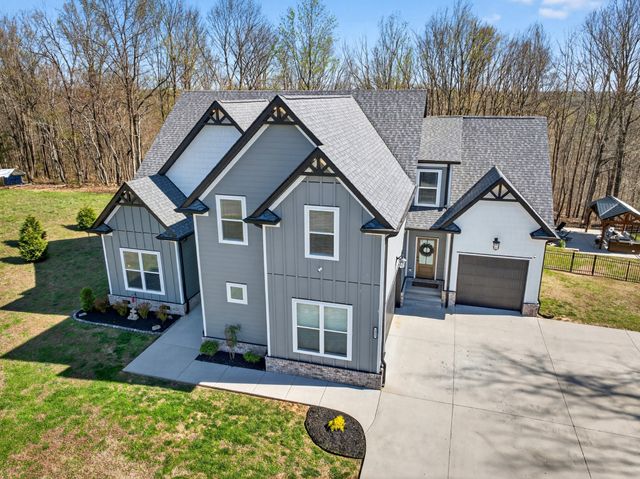 2862 Benton Ridge Rd, Palmyra, TN 37142