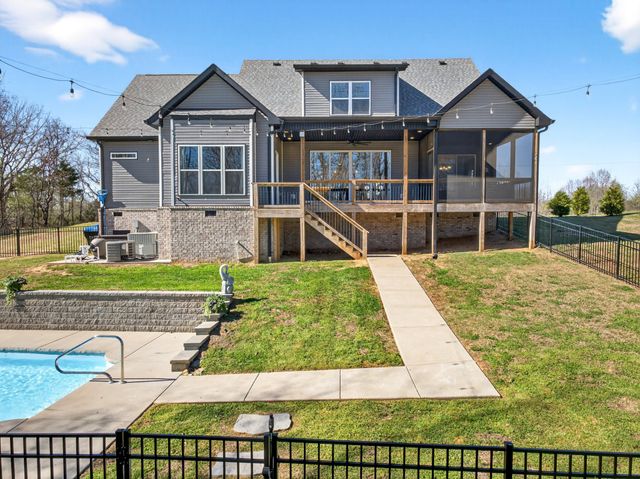 2862 Benton Ridge Rd, Palmyra, TN 37142
