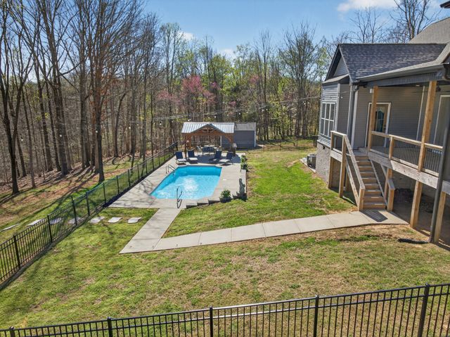 2862 Benton Ridge Rd, Palmyra, TN 37142