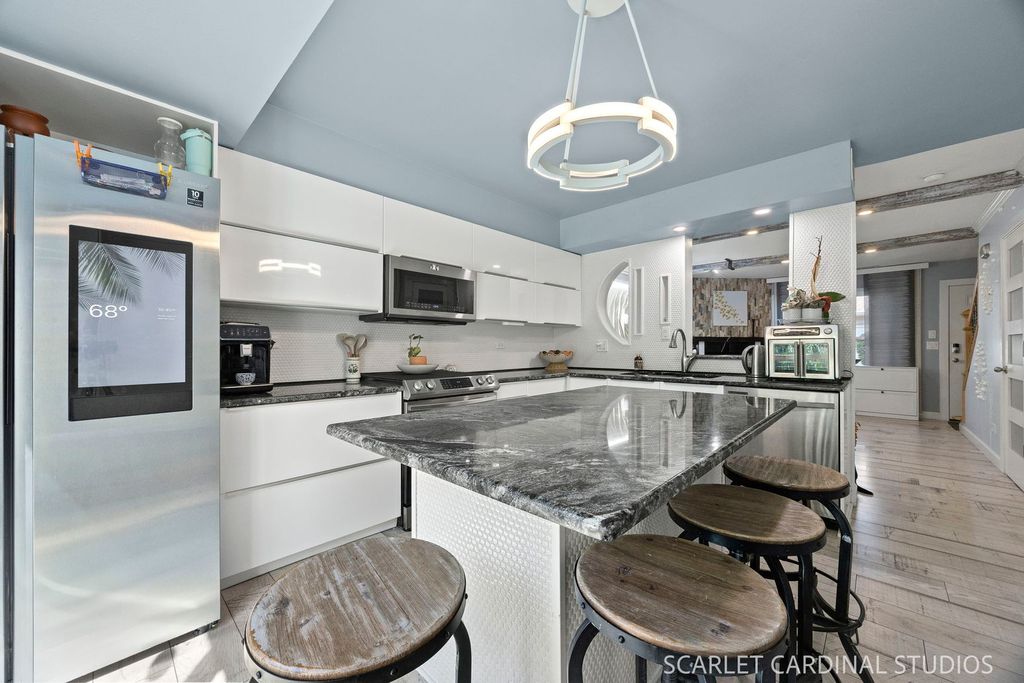 424 Kensington Court, Naperville, IL 60563 — photo 3