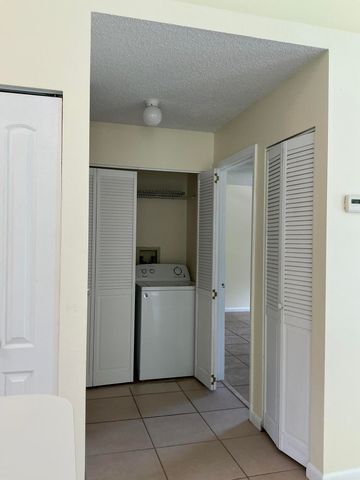 2820 Stoneway Lane, Fort Pierce, FL 34982