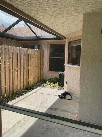 2820 Stoneway Lane, Fort Pierce, FL 34982
