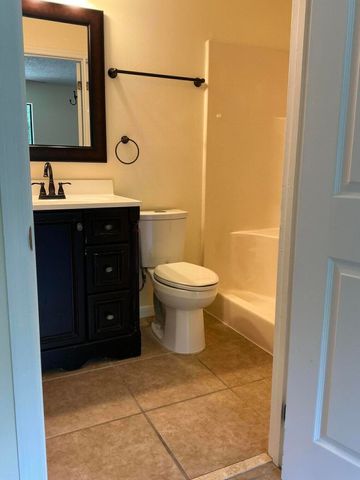 2820 Stoneway Lane, Fort Pierce, FL 34982