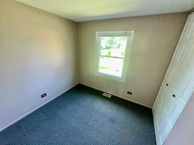 1015 Hastings Lane, Hanover Park, IL 60133