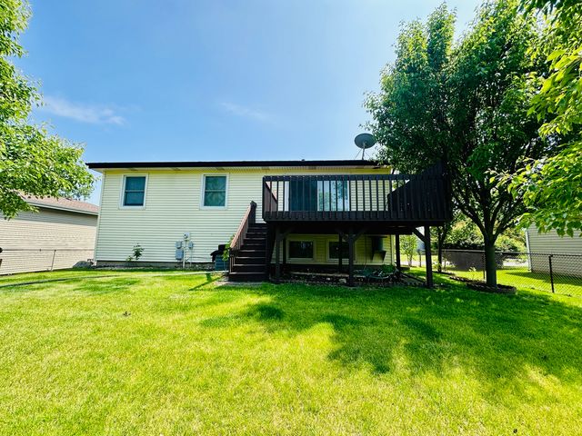 1015 Hastings Lane, Hanover Park, IL 60133