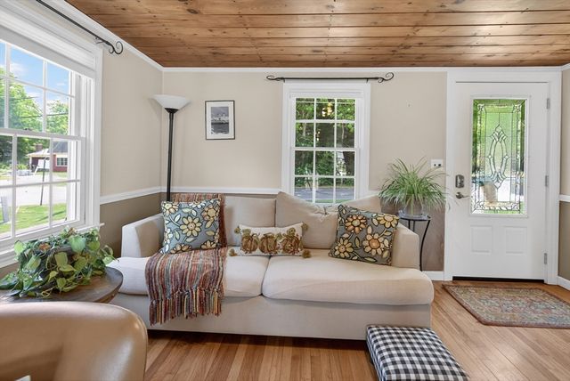 201 Grove Street, Kingston, MA 02364