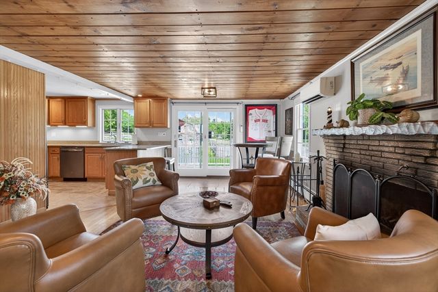 201 Grove Street, Kingston, MA 02364