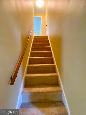 410 W PARK AVE, Hamilton, NJ 08610