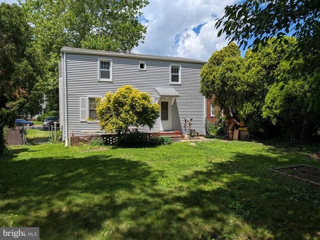 410 W PARK AVE, Hamilton, NJ 08610