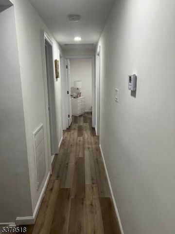 215 Kerrigan Blvd, Newark City, NJ 07106