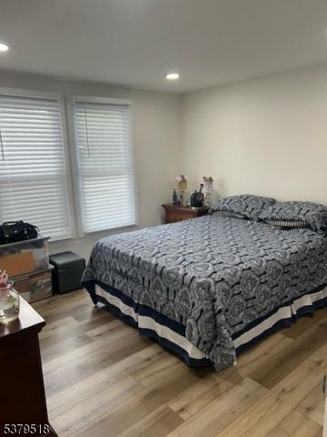215 Kerrigan Blvd, Newark City, NJ 07106