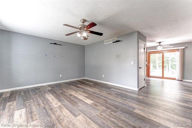 16840 Savoie Street, Livonia, MI 48154